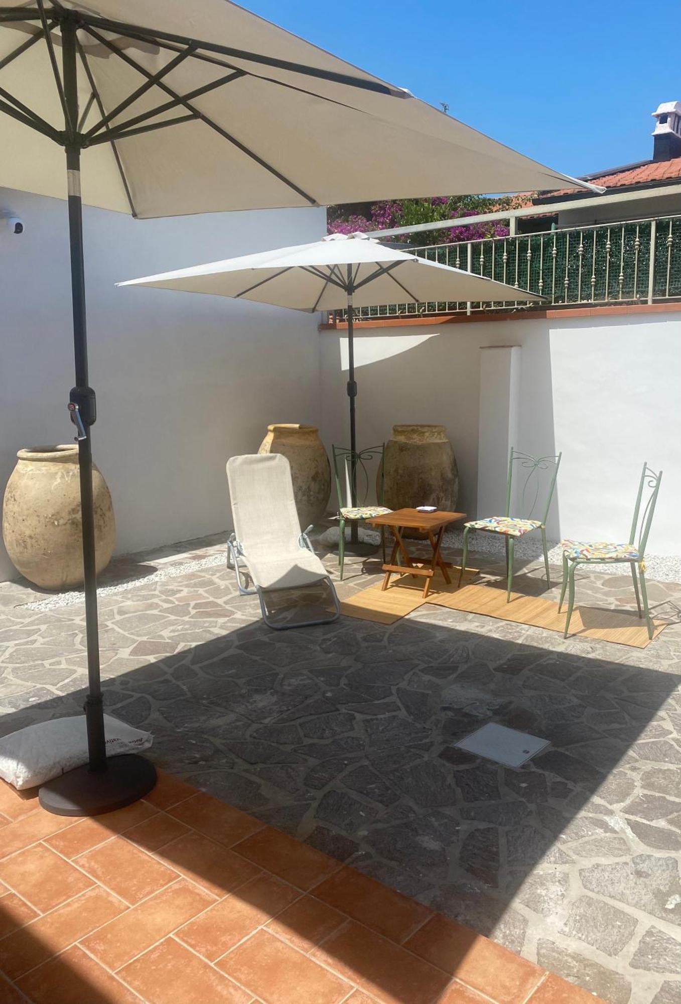 Casa Raffaela Hotel Marina Di Pisa Buitenkant foto